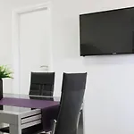 Cozy Apartment Di